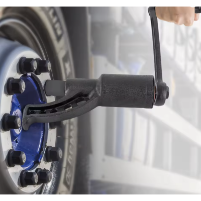 CLE DE ROUE CAMION A CREMAILLERE A/DOUILLE 38X41X32X33