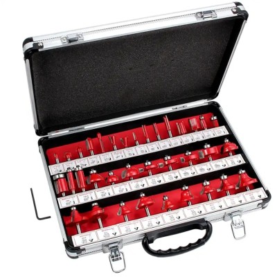 JEU 35 FRAISES MENUISIER